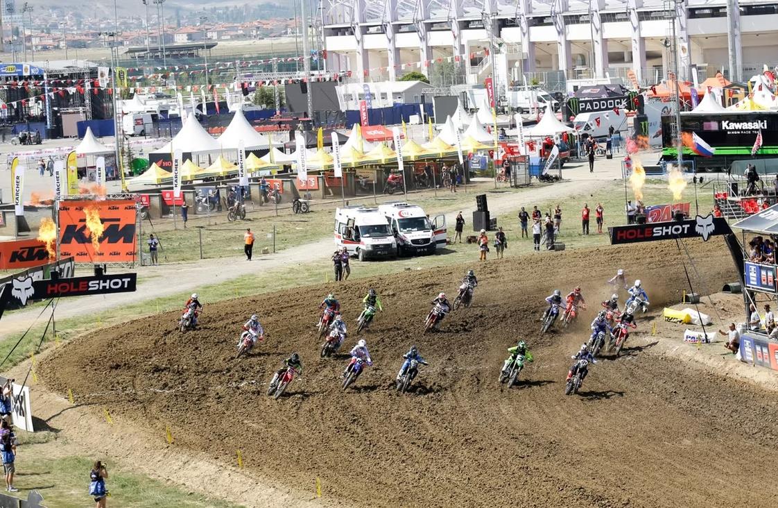 Moto1.png